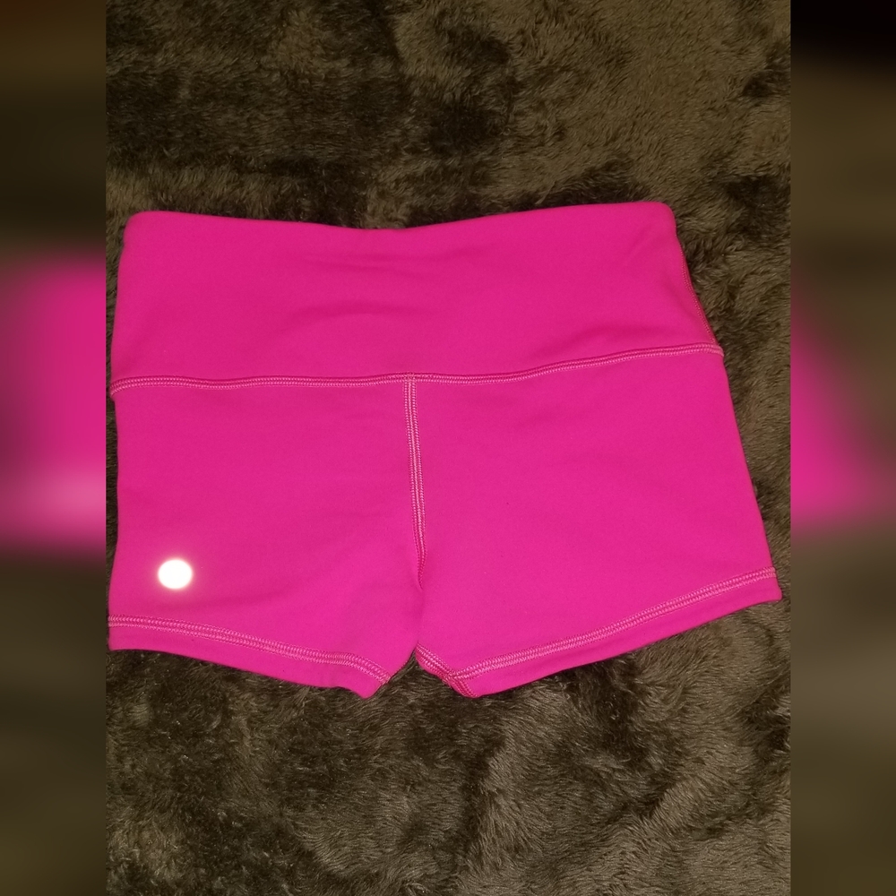 Lululemon Youth girls Black and Pink reversible Shorts yoga